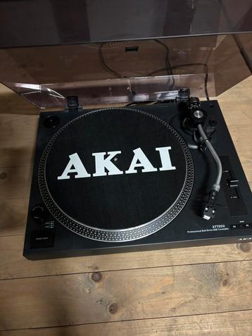 Akai ATT05U platenspeler beschikbaar voor biedingen