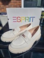 Esprit off-white instappers 39 goudkleurige gespje zgan, Ophalen of Verzenden, Zo goed als nieuw, Wit, Sneakers of Gympen