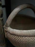 Chinese mand vissersmand Aziatisch oosters sleets imperfect, Huis en Inrichting, Woonaccessoires | Schalen en Manden, Ophalen of Verzenden