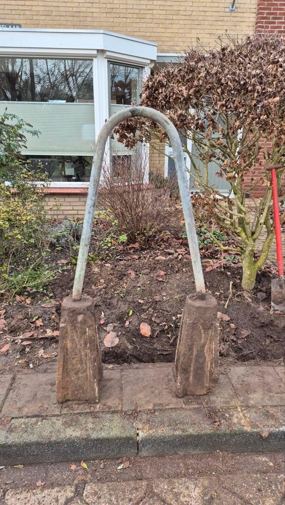 Fietsbeugel, Fietsen en Brommers, Fietsaccessoires | Fietsenrekken, Gebruikt, Ophalen