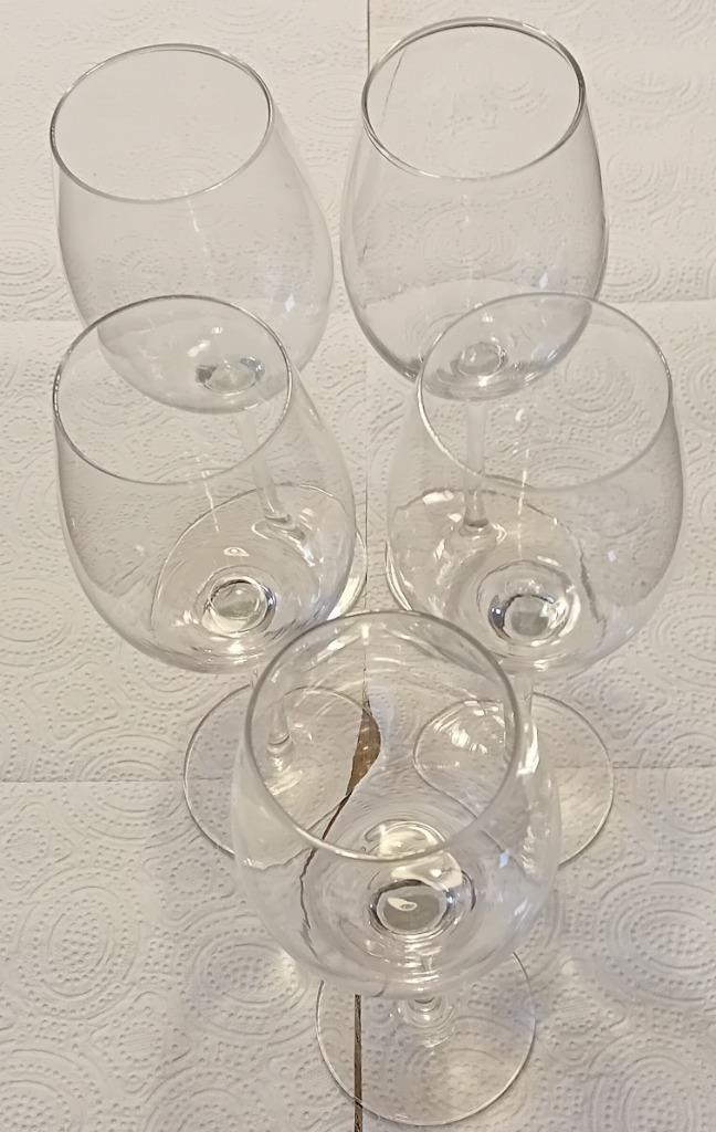 Te Koop: Vijf wijnglazen. , Verzamelen, Glas en Borrelglaasjes, Gebruikt, Overige typen, Ophalen of Verzenden