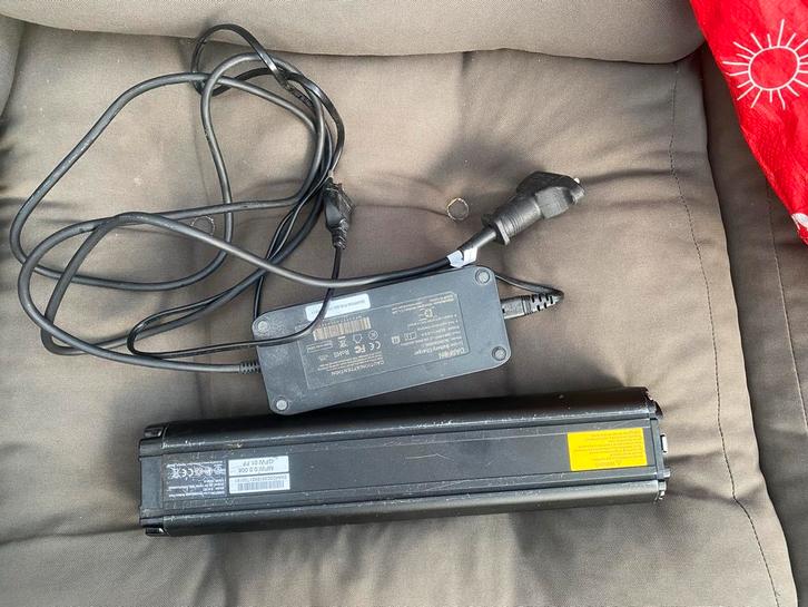 DARFON Li-ion Akku E4C0C -  RockMachine eBike Accu, Fietsen en Brommers, Fietsaccessoires | Fietsaccu's, Gebruikt, Ophalen