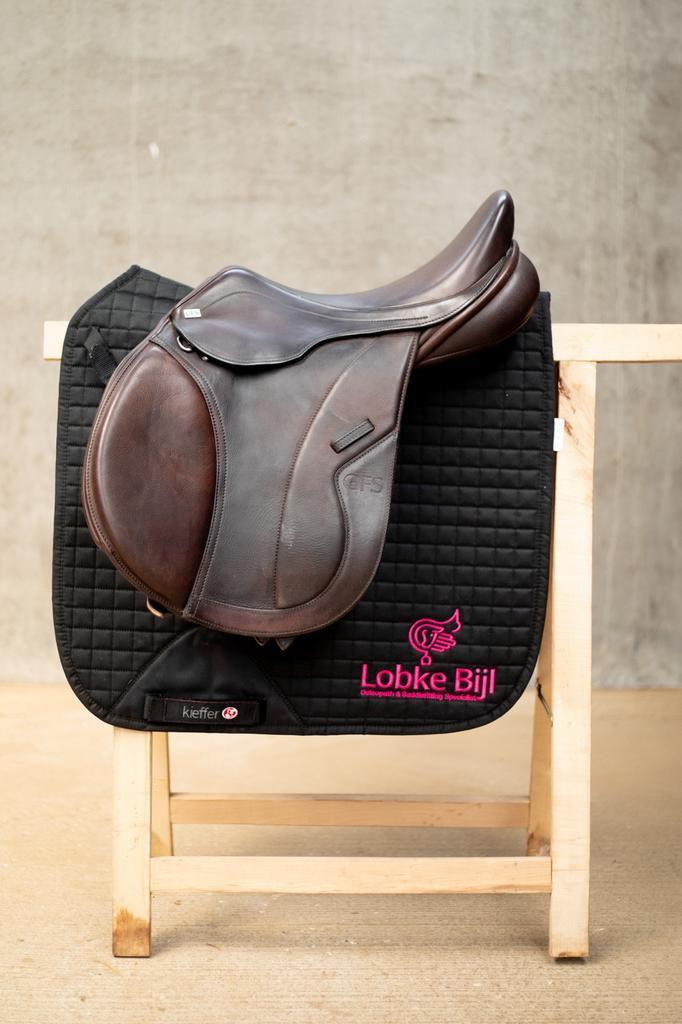 GFS Transition GX springzadel - 17 inch, Dieren en Toebehoren, Paarden en Pony's | Zadels, Zo goed als nieuw, Springen, Ophalen of Verzenden
