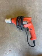 Black & Decker Boormachine, Doe-het-zelf en Verbouw, Gereedschap | Boormachines, Gebruikt, Variabele snelheid, 400 tot 600 watt
