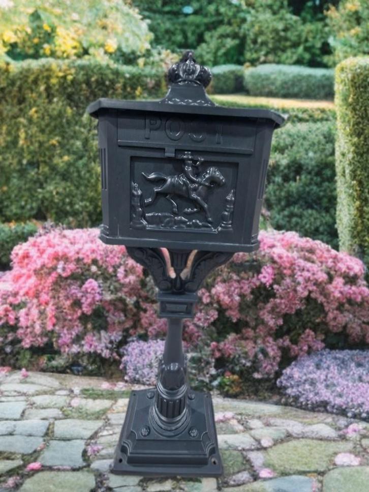 Nostalgische Engelse Vrijstaande brievenbus KS zwart, Tuin en Terras, Brievenbussen, Zo goed als nieuw, Staande brievenbus, Aluminium