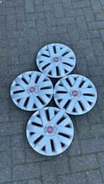 set fiat wieldoppen 13 inch, Auto diversen, Wieldoppen, Ophalen of Verzenden, Nieuw