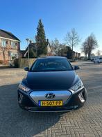 Hyundai Ioniq EV 136pk Aut 2020 Zwart, Auto's, Hyundai, Origineel Nederlands, Te koop, 5 stoelen, Hatchback