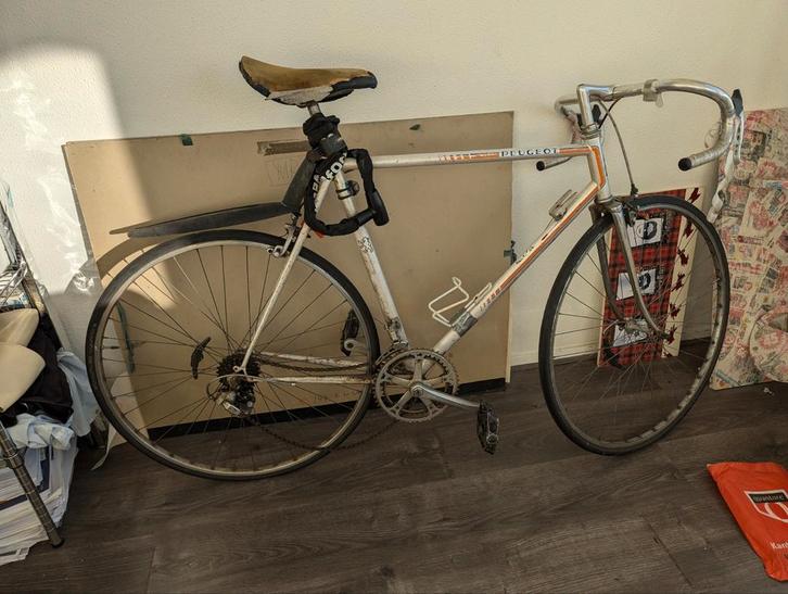 Peugeot Vintage Bike and chain lock., Fietsen en Brommers, Fietsen | Oldtimers, Ophalen