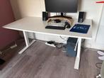 IKEA Bureau - In Hoogte Verstelbaar, Huis en Inrichting, Ophalen, Kunststof, Gebruikt, 100 tot 150 cm