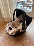 Maxi Cosi Pebble Pro + newborn inzet + voetenzak + ukje hoes, Ophalen, Autogordel, Zo goed als nieuw, 0 t/m 13 kg