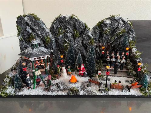 Kerstdorp met leger des Heils koor, muziek en verlichting, Diversen, Kerst, Nieuw, Ophalen
