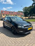 Volkswagen Polo 1.4 16V FSI 63KW 2011 Zwart, Auto's, Volkswagen, Voorwielaandrijving, 970 kg, 4 cilinders, Zwart