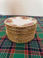 Royal albert OLD COUNTRY ROSE gebaksborden, Huis en Inrichting, Keuken | Servies, Ophalen of Verzenden, Zo goed als nieuw, Porselein