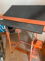 Vintage tekentafel uit de beginjaren 60, Doe-het-zelf en Verbouw, Tekentafels, Ophalen of Verzenden, Gebruikt, Minder dan 130 cm