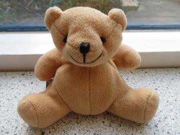 Beer of beertje merk Happy Horse uit 1996 meet ca 10 cm beschikbaar voor biedingen