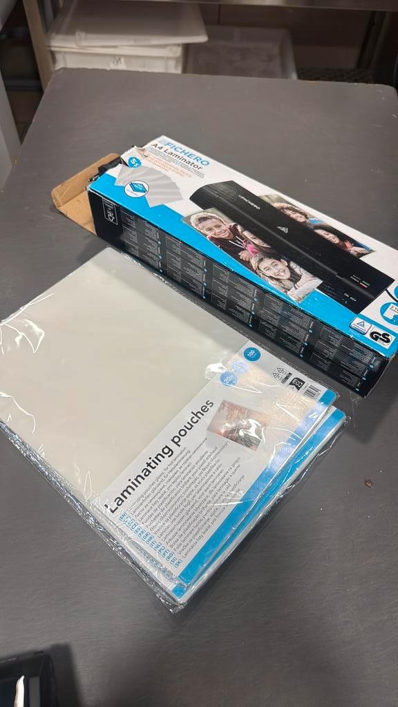 A4 lamineermachine + lamineerhoezen (nieuw/ongebruikt), Computers en Software, Printerbenodigdheden, Zo goed als nieuw, Overige typen