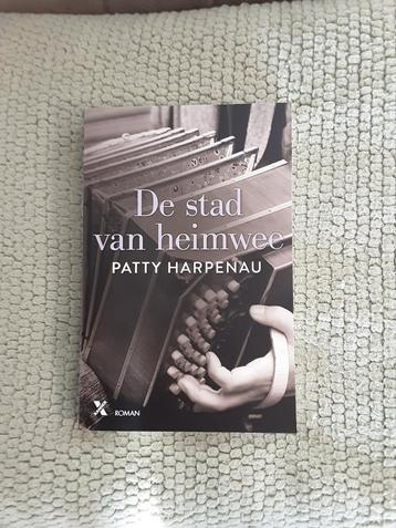 Patty Harpenau----De stad van heimwee romans beschikbaar voor biedingen