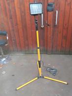 Bouwlamp met Statief - Gebruikt, Doe-het-zelf en Verbouw, Gebruikt, Met statief, Ophalen of Verzenden, Lamp met armatuur