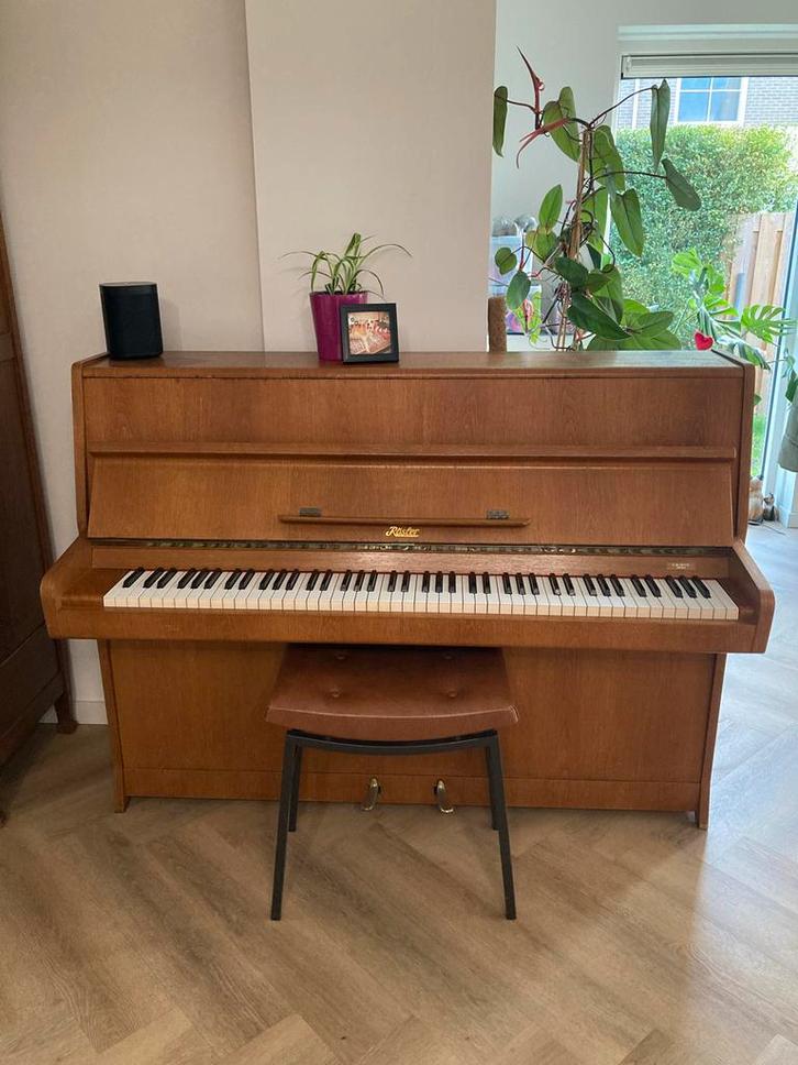 Rösler Piano - Klassiek en Charmant, Muziek en Instrumenten, Piano's, Gebruikt, Piano, Bruin, Ophalen