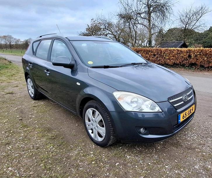 Kia (Pro) Cee d 1.4 Sporty Wagon 2009 Grijs, Auto's, Kia, Particulier, (Pro) Cee d, Airbags, Airconditioning, Alarm, Centrale vergrendeling