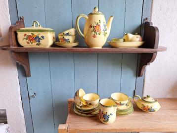 Servies - vintage beschikbaar voor biedingen
