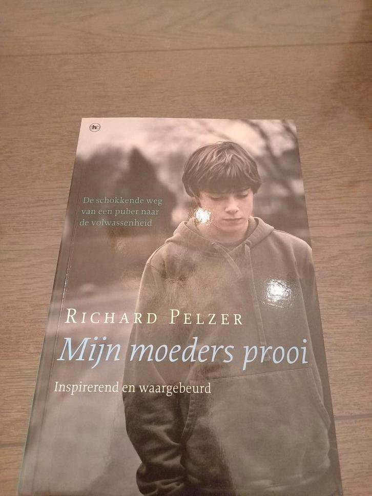 R. Pelzer - Mijn moeders prooi, Boeken, Literatuur, Zo goed als nieuw, Ophalen of Verzenden