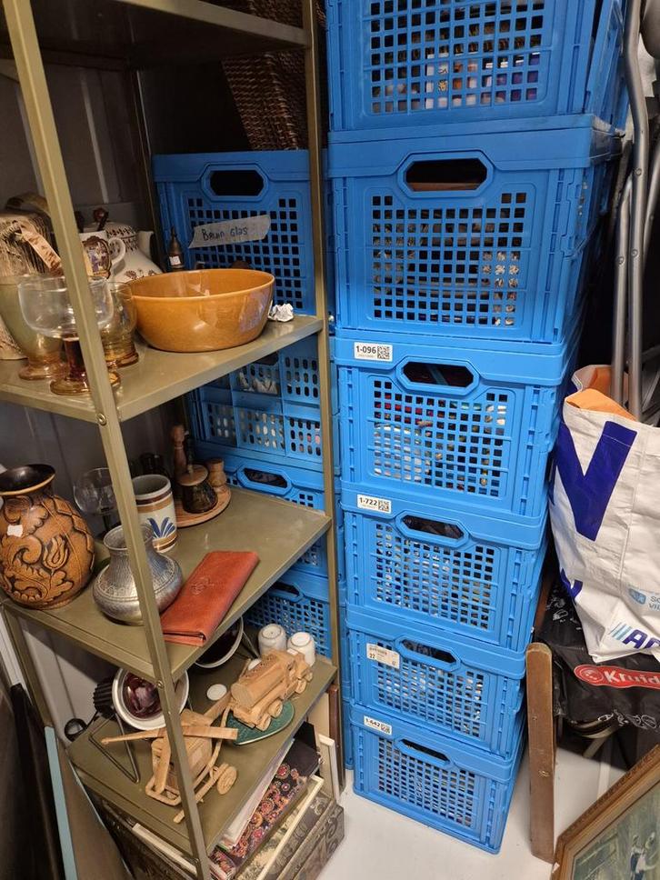 Vintage Bulk: 15 kratten en meer: oa Vazen, servies, lijsten, Antiek en Kunst, Antiek | Woonaccessoires, Ophalen