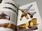 MiG 23 27 Flogger Osprey combay aircraft series 3, Ophalen of Verzenden, 1945 tot heden, Gelezen, Landmacht