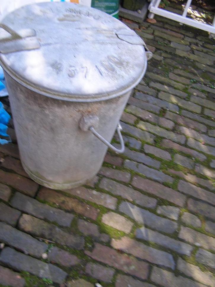 asemmer vuilnisbak 's Gravenhage Buitenkant goed, bodem niet, Antiek en Kunst, Curiosa en Brocante, Ophalen