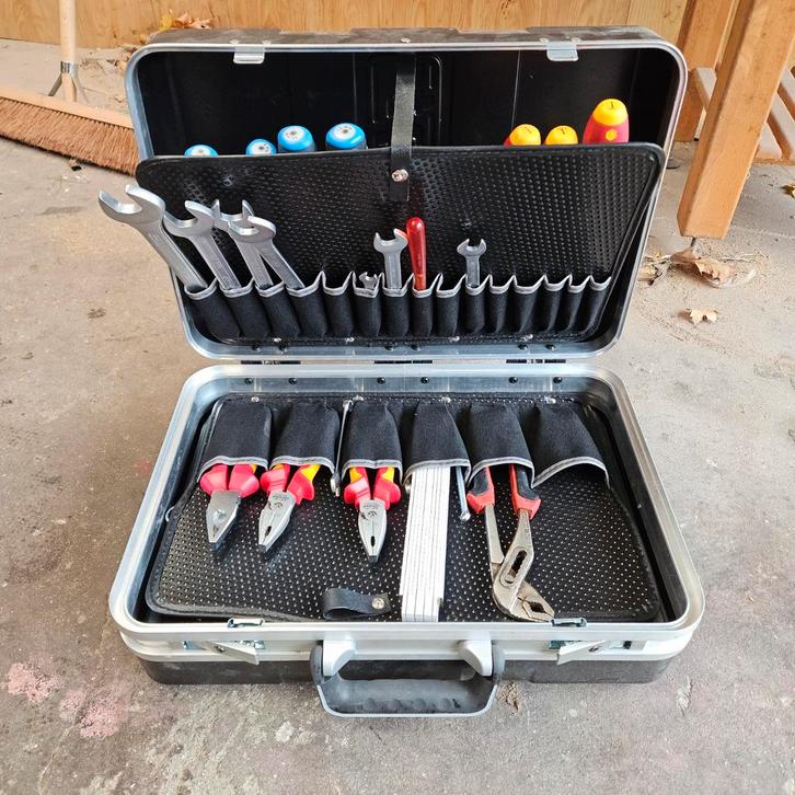 Gevulde Gereedschapskoffer - Compleet!, Doe-het-zelf en Verbouw, Gereedschap | Handgereedschap, Ophalen of Verzenden