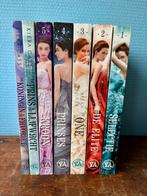 Set van 7 boeken van de Selectie serie van Kiera Cass, Boeken, Ophalen of Verzenden, Zo goed als nieuw, Kiera Cass