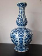 Delfts Blauwe Vaas met Bloemmotief, Ophalen