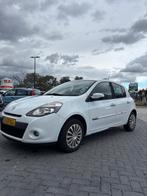 Renault Clio 1.5 DCI 55KW 5DR 2011 Wit, Auto's, Voorwielaandrijving, 74 pk, Zwart, 4 cilinders