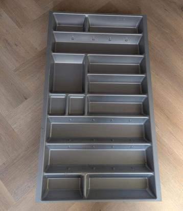Bestekbak groot 80x45 beschikbaar voor biedingen