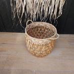 Grote rieten mand in Ibiza stijl, Huis en Inrichting, Woonaccessoires | Schalen en Manden, Ophalen, Mand, Rond, Zo goed als nieuw