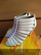 Nieuwe hakken, sandalen. Open teen. Wit. Maat 40. Graceland., Ophalen of Verzenden, Zo goed als nieuw, Wit, Sandalen of Muiltjes