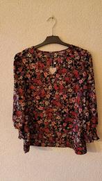 Blouse met bloemenprint en pof mouwen!, Kleding | Dames, Blouses en Tunieken, Overige kleuren, Maat 42/44 (L), Nieuw, Ophalen of Verzenden