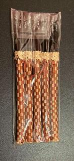 Eetstokjes in houdertje, Ophalen of Verzenden, Nieuw, Hout, Bestekset