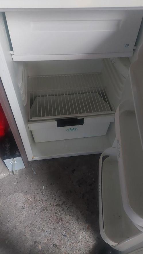 TEAB Bosch VRIEZER en Frigidaire koelkast, Witgoed en Apparatuur, Vriezers en Diepvrieskisten, Gebruikt, Vrijstaand, Ophalen