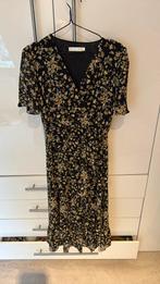 Zwarte jurk met gele bloemetjes, maat S, merk Flamant Rose, Maat 38/40 (M), Zwart, Zo goed als nieuw, Onder de knie