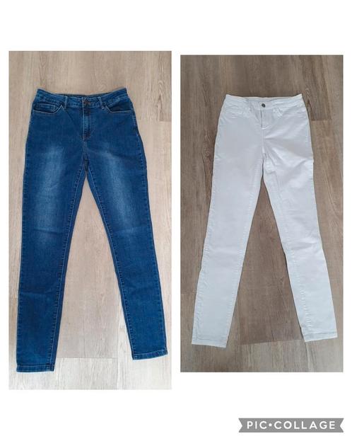 Vila skinny jeans blauw of wit, mt M, als nieuw, Kleding | Dames, Spijkerbroeken en Jeans, Zo goed als nieuw, W27 (confectie 34) of kleiner