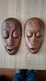 Twee houten maskers, Indonesië, Ophalen of Verzenden