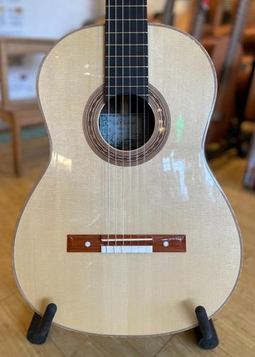 La Canada mod. 115 Classical Guitar beschikbaar voor biedingen