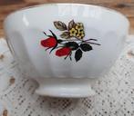 Vintage Franse spoelkom met rode rozen en gele bloemetjes, Antiek en Kunst, Curiosa en Brocante, Ophalen of Verzenden