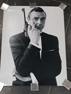 James bond Sean Connery met walther lp53 poster, Ophalen of Verzenden, Nieuw, Film, Poster
