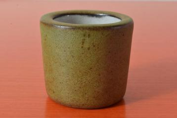 Retro vintage Lucie Quirina Bakker eierdopje / potje beschikbaar voor biedingen