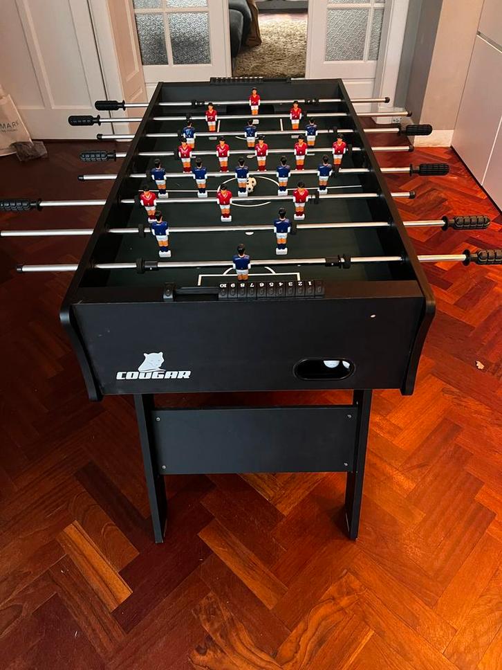kinder voetbaltafel moet snel weg, Hobby en Vrije tijd, Gezelschapsspellen | Overige, Zo goed als nieuw, Een of twee spelers, Ophalen