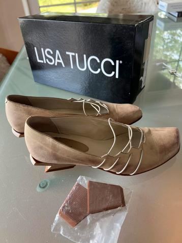 Lisa Tucci mast 37. Trouw schoenen. Gala. beschikbaar voor biedingen