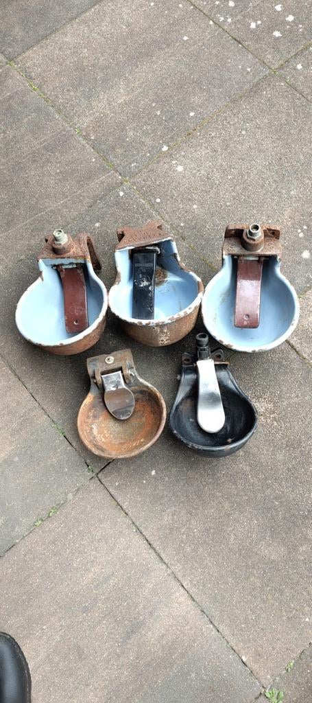 Drinkbak weide vee, koeien, paarden, Ophalen