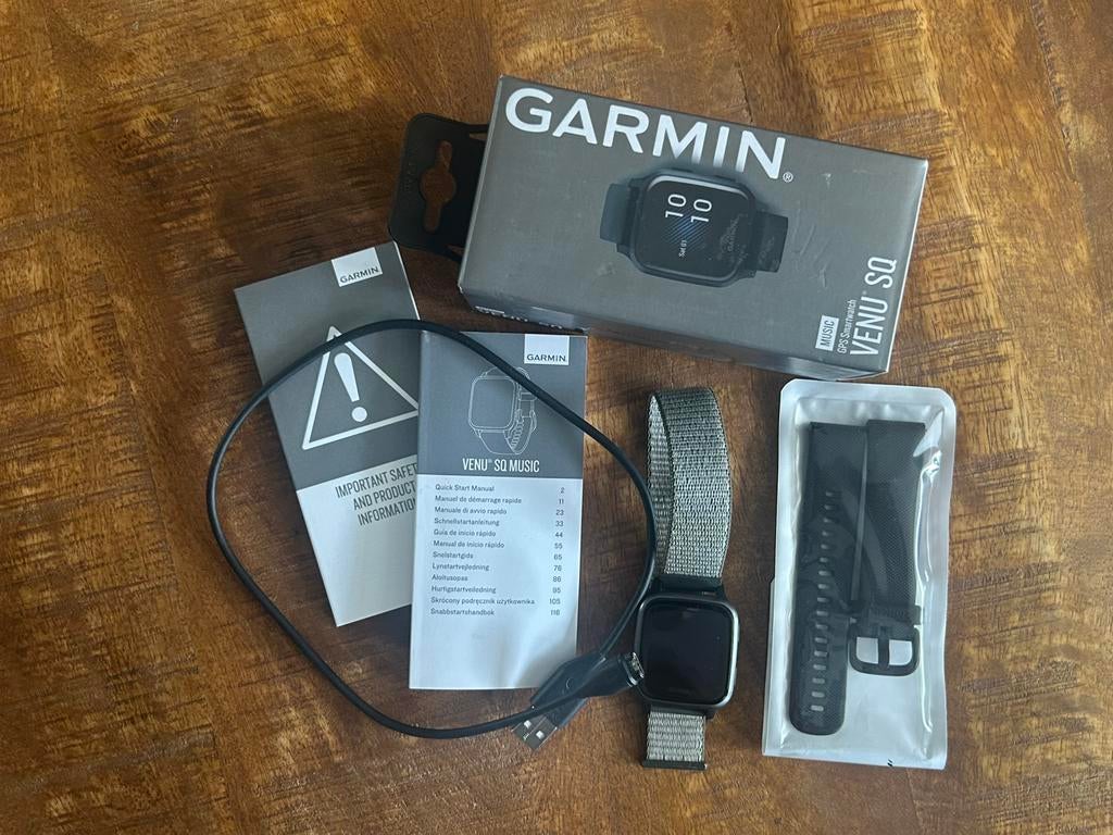 Garmin Venu SQ Music- Compleet + extra bandje Smartwatch, Sieraden, Tassen en Uiterlijk, Sporthorloges, Zwart, Ophalen of Verzenden